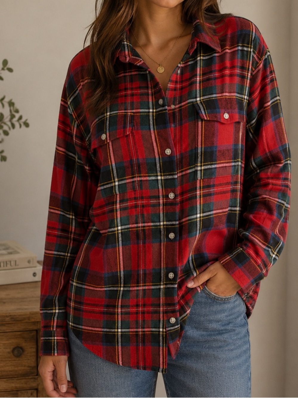 Old Navy women's red and green plaid flannel button-down shirt new small